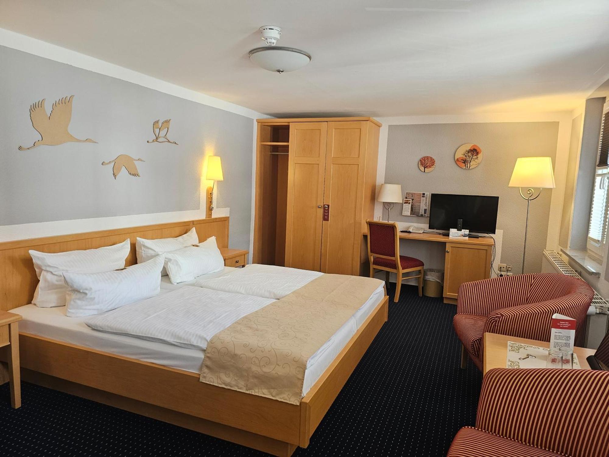 Hotel Am Markt & Brauhaus Stadtkrug Ueckermunde Ngoại thất bức ảnh