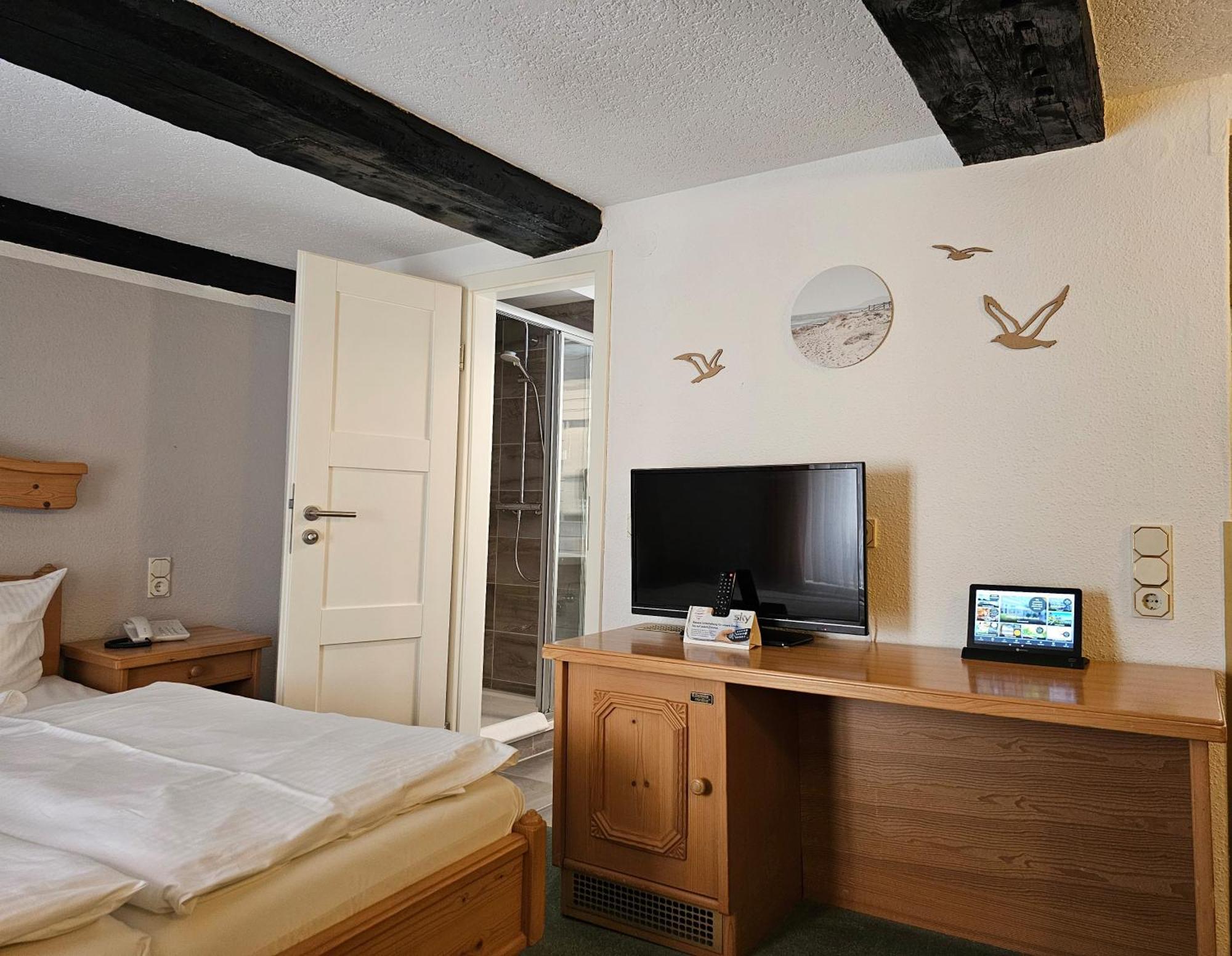 Hotel Am Markt & Brauhaus Stadtkrug Ueckermunde Ngoại thất bức ảnh